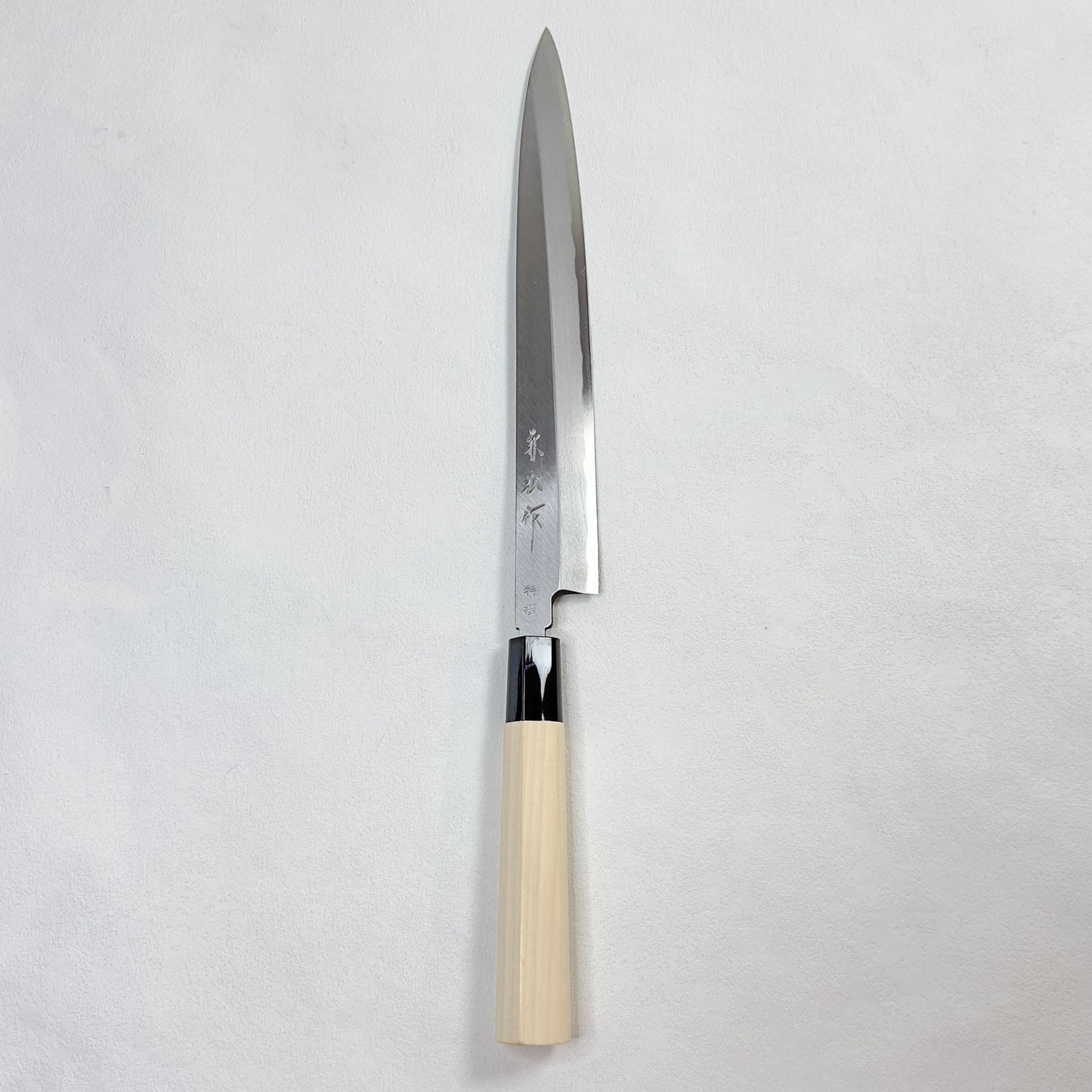 Brand New Japanese Kanematsu Tokusen Yanagiba/Sashimi knife.230mm (Yasugi steel) with original box