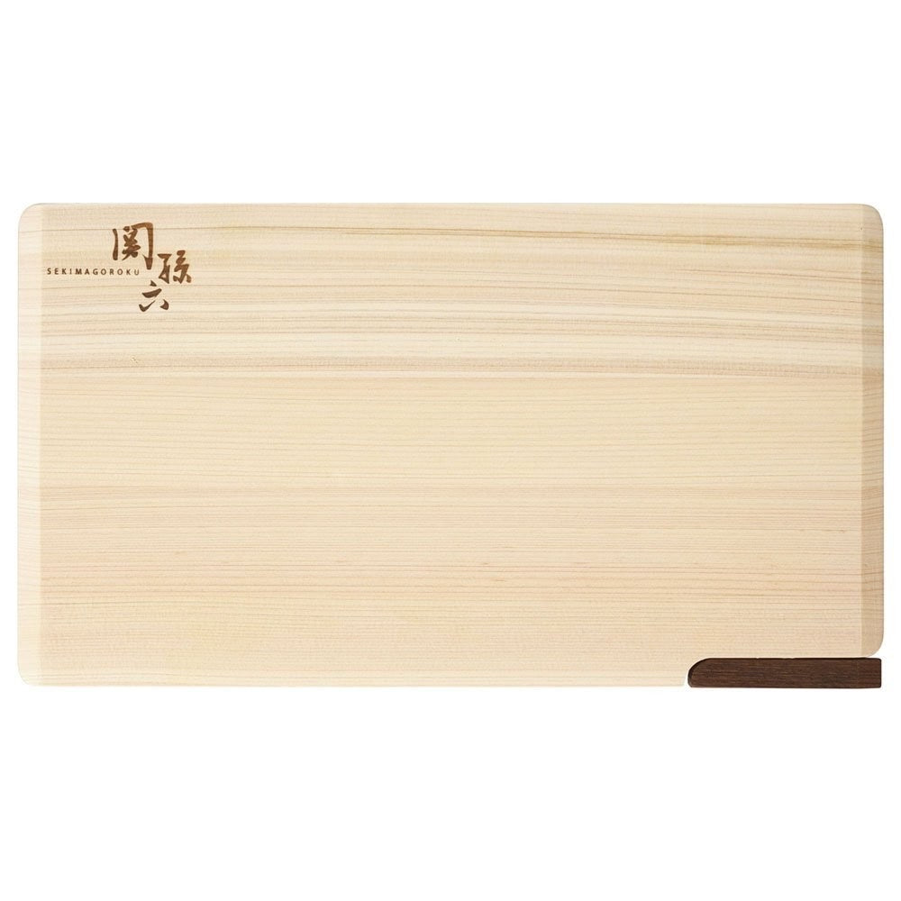 Japanese Seki Magoroku cutting board (390 x 240 x 13mm)