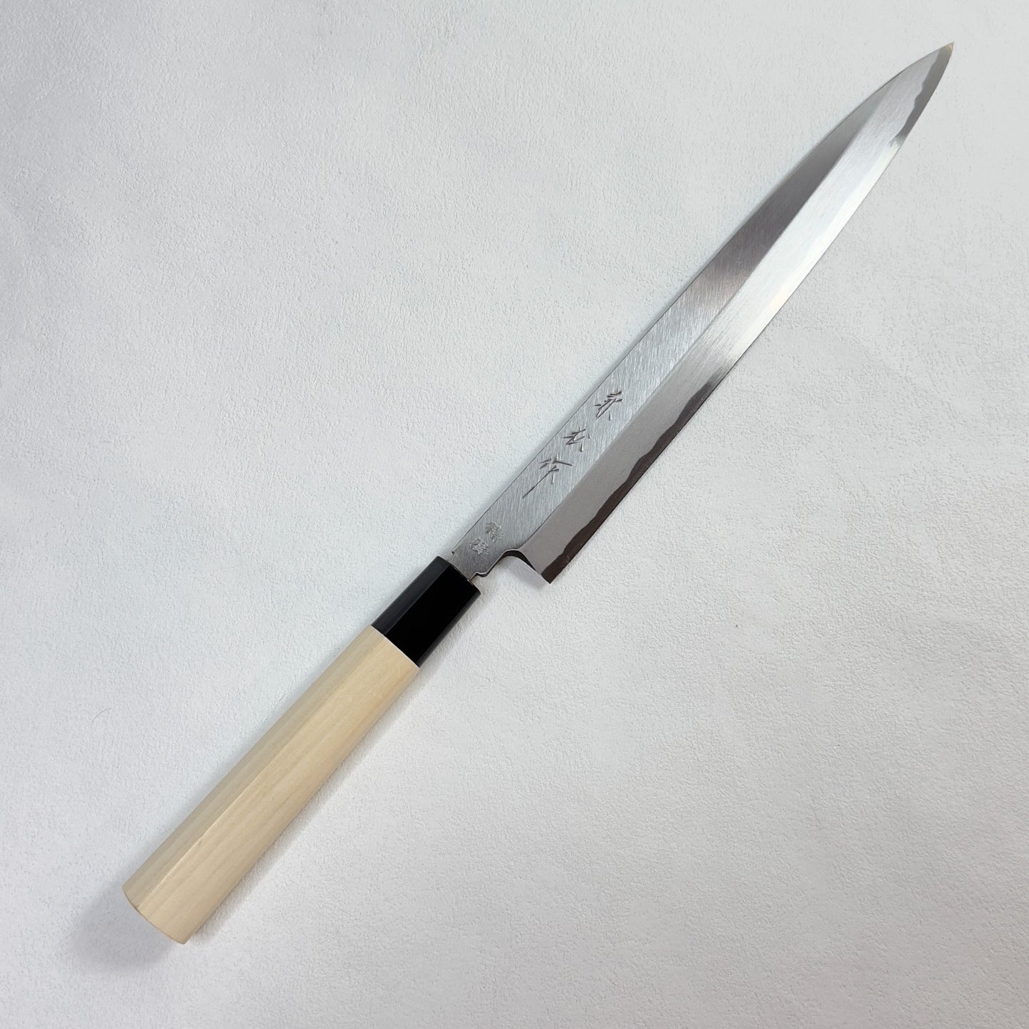 Brand New Japanese Kanematsu Tokusen Yanagiba/Sashimi knife.230mm (Yasugi steel) with original box