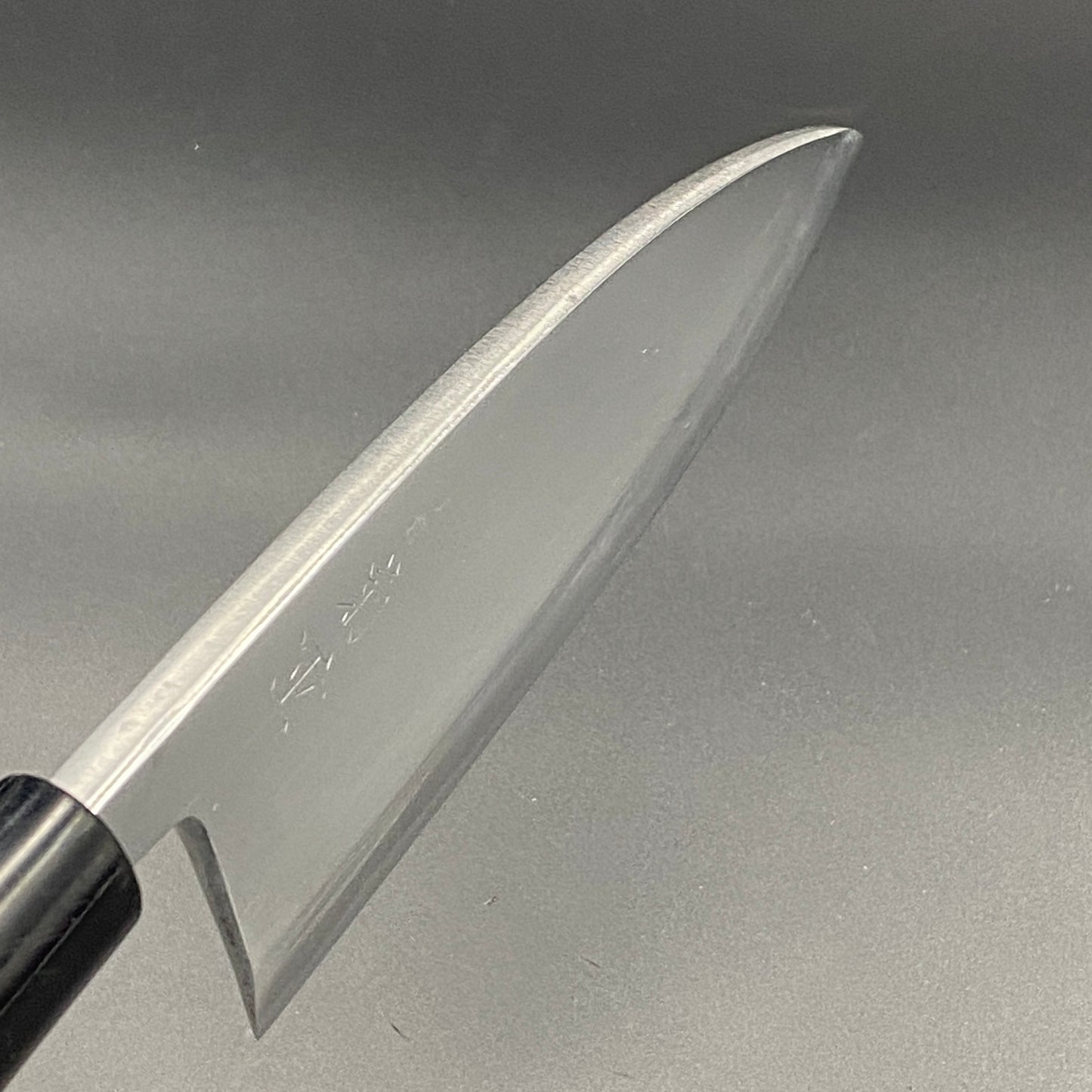 Restored Japanese Sakai Kikushige Deba fish deboning knife. 165mm(carbon steel) With box