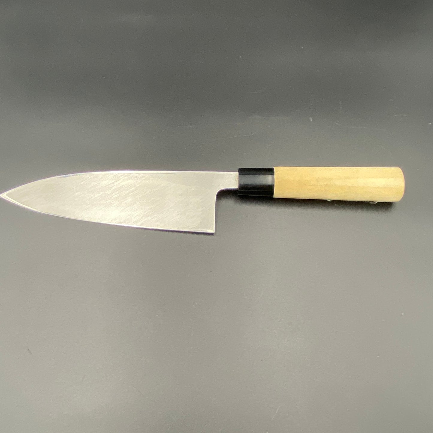 New Old Stock Japanese Sakai Takayuki  Deba fish deboning knife. 180mm(carbon steel) With box